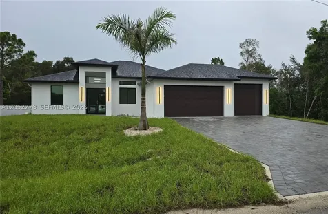 728 N Laplata Avenue Lehigh Acres FL 33974