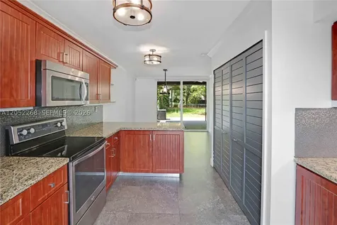 12340 SW 20th Terrace Miami FL 33175
