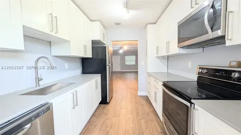 315 SE 23rd Avenue Pompano Beach FL 33062