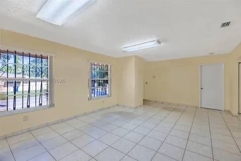 16420 NE 5th Avenue Miami FL 33162