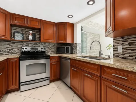 2055 SW 122nd Avenue Miami FL 33175