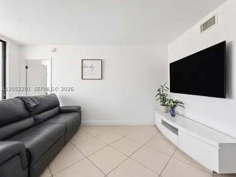 2055 SW 122nd Avenue Miami FL 33175