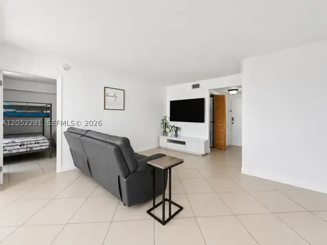 2055 SW 122nd Avenue Miami FL 33175