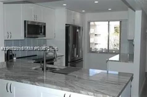 3571 Inverrary Drive Lauderhill FL 33319