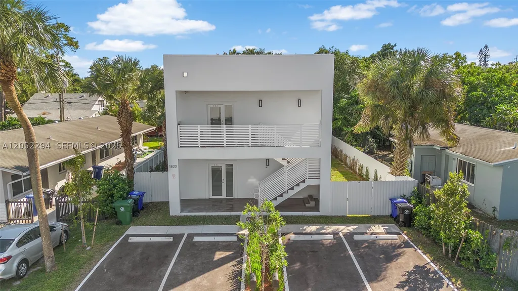 1820 SW 9th Street Fort Lauderdale FL 33312