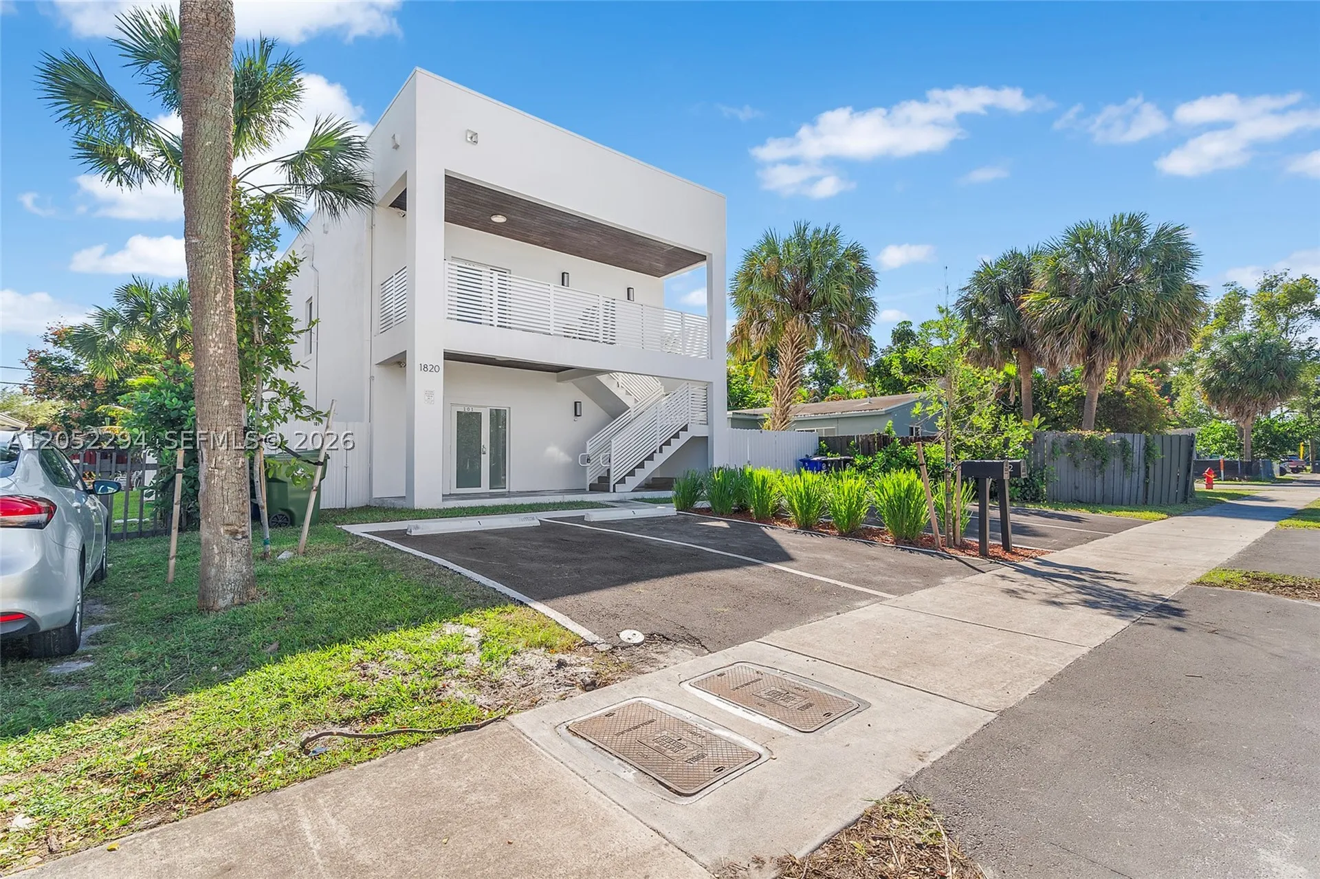 1820 SW 9th Street Fort Lauderdale FL 33312