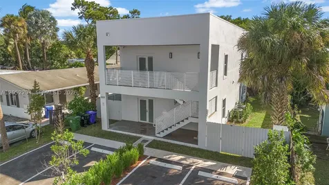 1820 SW 9th Street Fort Lauderdale FL 33312