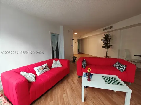 825 Brickell Bay Drive Miami FL 33131