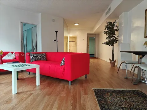 825 Brickell Bay Drive Miami FL 33131