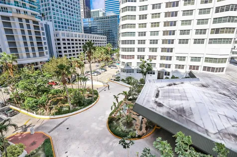 825 Brickell Bay Drive Miami FL 33131