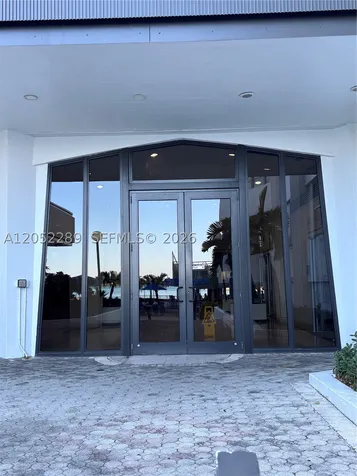 825 Brickell Bay Drive Miami FL 33131