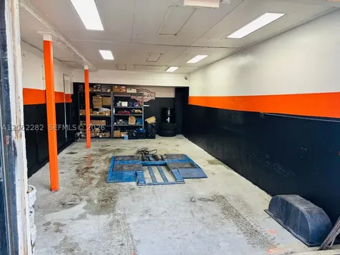 3420 NW 27th Avenue Miami FL 33142