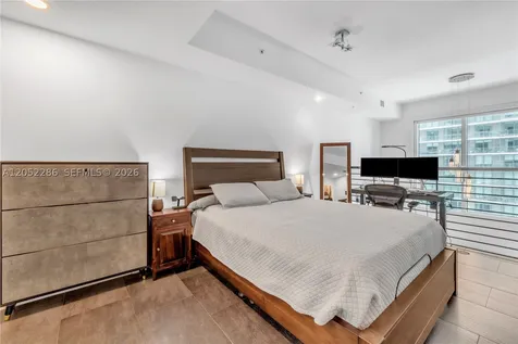 60 SW 13th Street Miami FL 33130