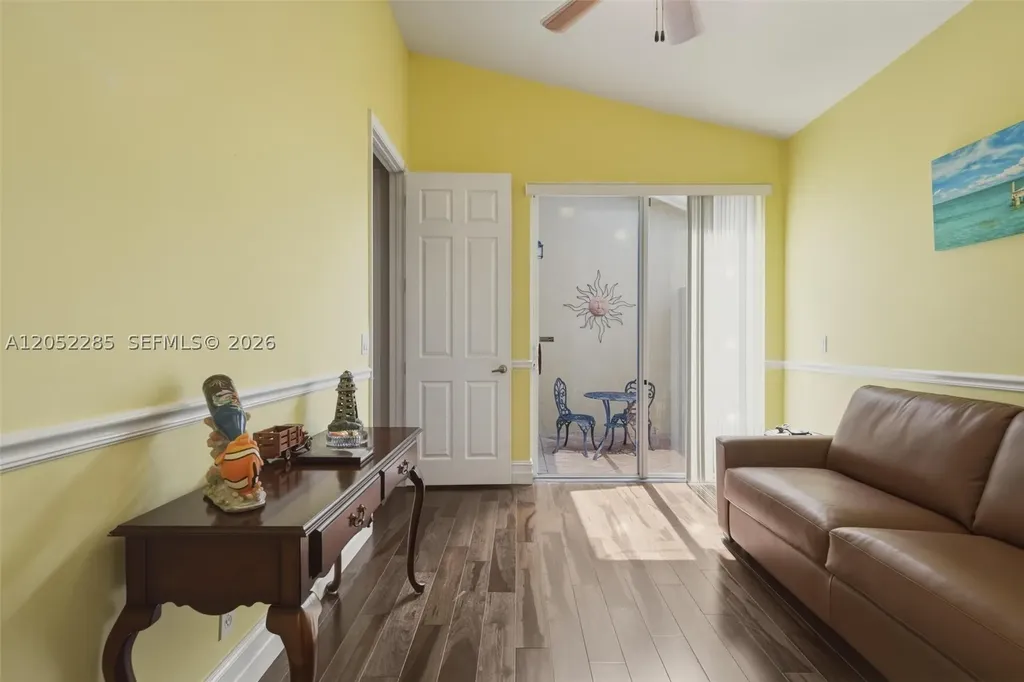 5818 NW 126th Terrace Coral Springs FL 33076