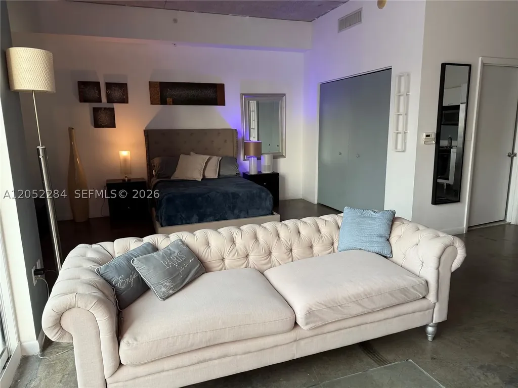 133 NE 2nd Avenue Miami FL 33132