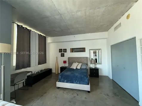 133 NE 2nd Avenue Miami FL 33132