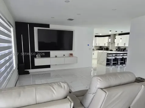 291 NW 93rd Avenue Pembroke Pines FL 33024