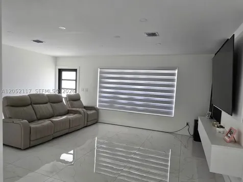 291 NW 93rd Avenue Pembroke Pines FL 33024