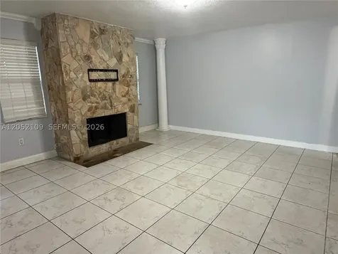 17527 NW 62nd Place N Hialeah FL 33015