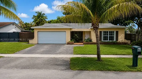 9320 NW 13th Street Pembroke Pines FL 33024