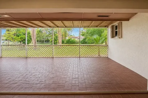 9320 NW 13th Street Pembroke Pines FL 33024
