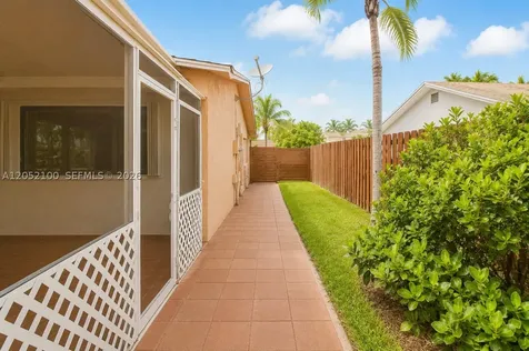 9320 NW 13th Street Pembroke Pines FL 33024