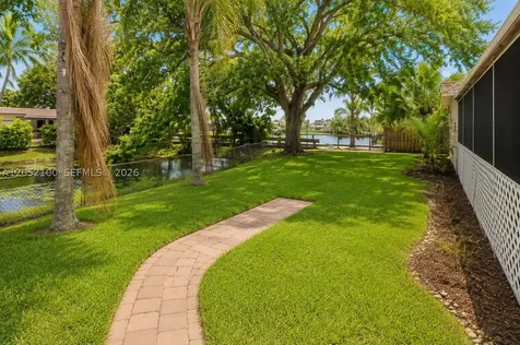 9320 NW 13th Street Pembroke Pines FL 33024