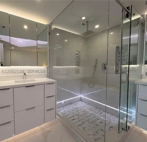 2641 N Flamingo Road Sunrise FL 33323