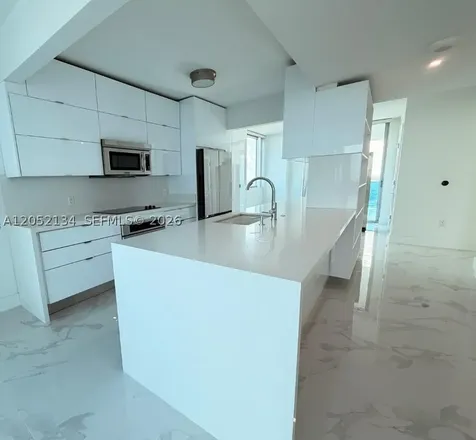 2641 N Flamingo Road Sunrise FL 33323