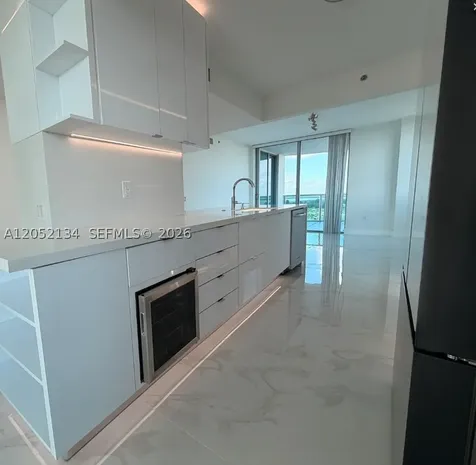 2641 N Flamingo Road Sunrise FL 33323