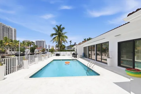3321 NE 170th Street North Miami Beach FL 33160