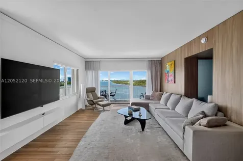 300 Bayview Drive Sunny Isles Beach FL 33160