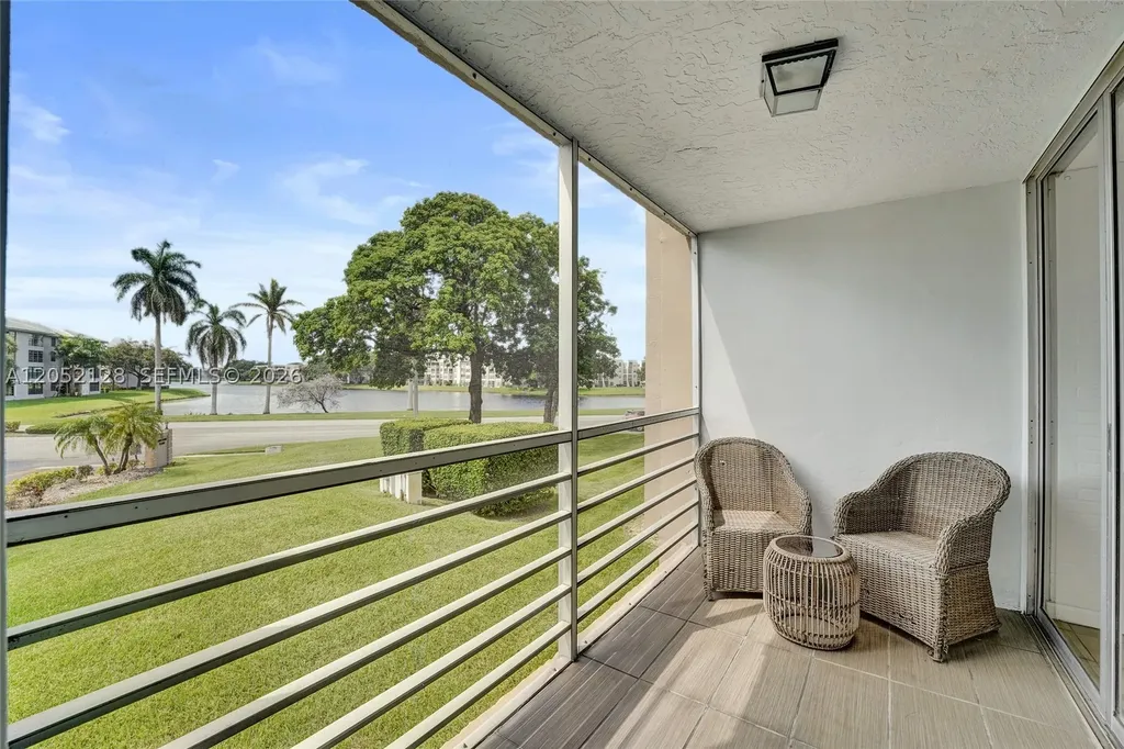 9480 Tangerine Place Davie FL 33324