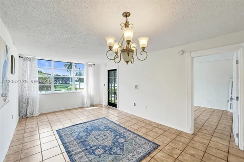 9480 Tangerine Place Davie FL 33324