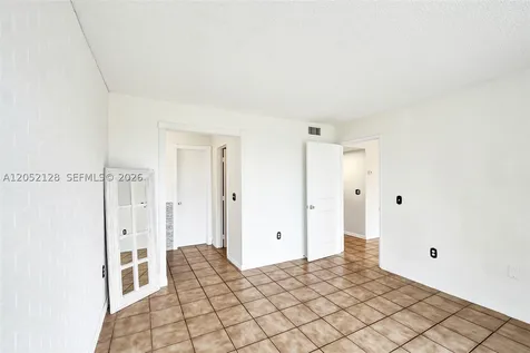 9480 Tangerine Place Davie FL 33324