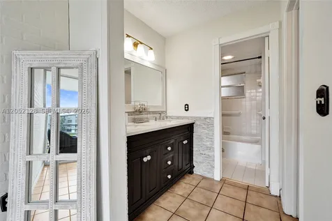 9480 Tangerine Place Davie FL 33324