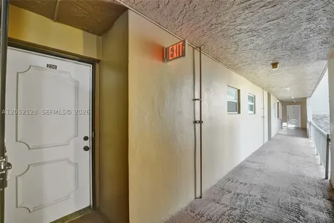 9480 Tangerine Place Davie FL 33324
