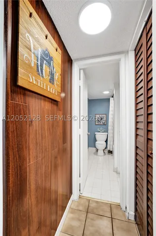 9480 Tangerine Place Davie FL 33324