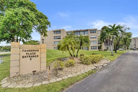 9480 Tangerine Place Davie FL 33324