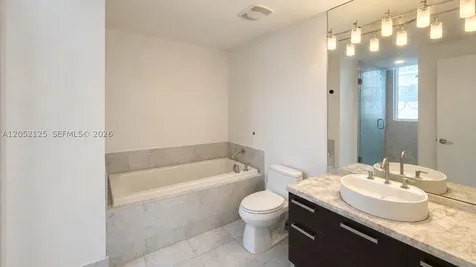 253 NE 2nd Street Miami FL 33132
