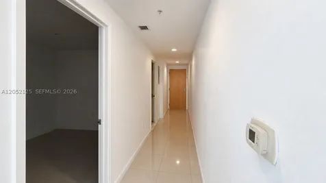 253 NE 2nd Street Miami FL 33132