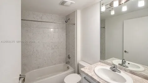 253 NE 2nd Street Miami FL 33132