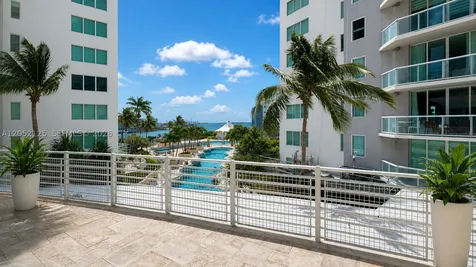 253 NE 2nd Street Miami FL 33132