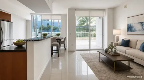 253 NE 2nd Street Miami FL 33132