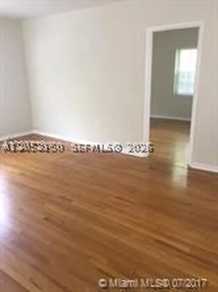 1002 SW 37th Avenue Coral Gables FL 33127