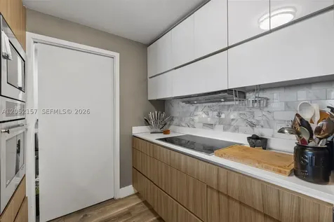 600 NE 27th Street Miami FL 33137
