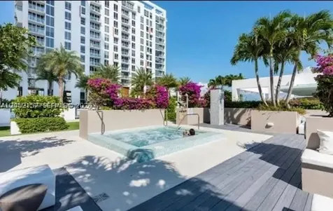 600 NE 27th Street Miami FL 33137