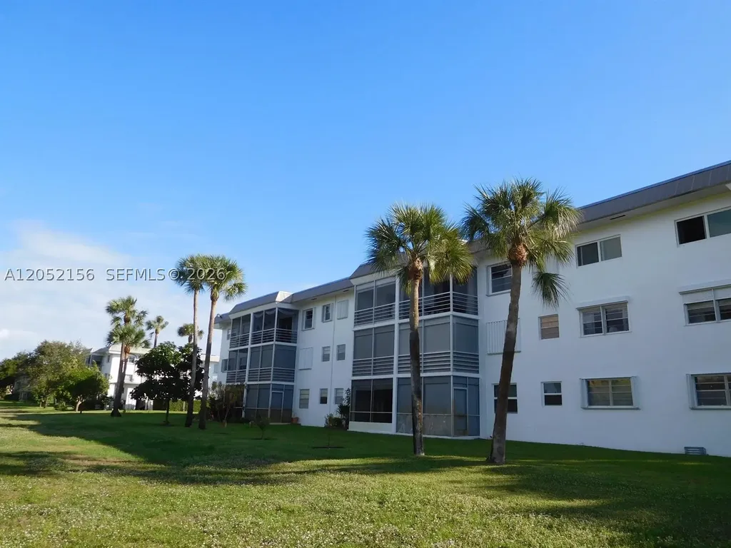 5401 NW 2nd Avenue Boca Raton FL 33487