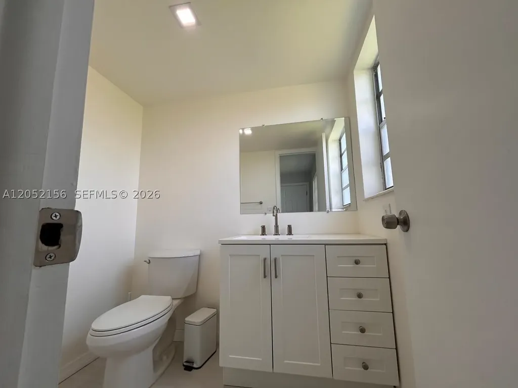 5401 NW 2nd Avenue Boca Raton FL 33487