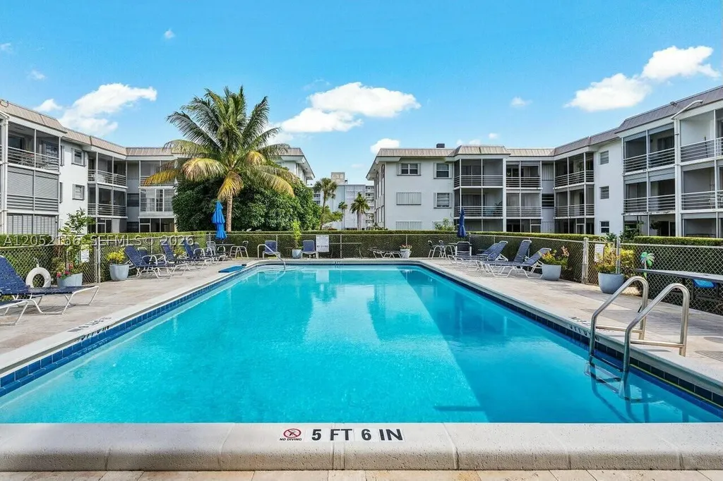 5401 NW 2nd Avenue Boca Raton FL 33487